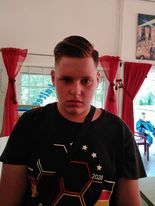 Profilbilder Leon Hübsch